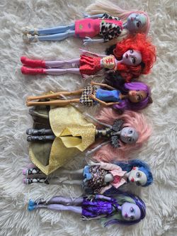Lot Of 6 Monster High Dolls