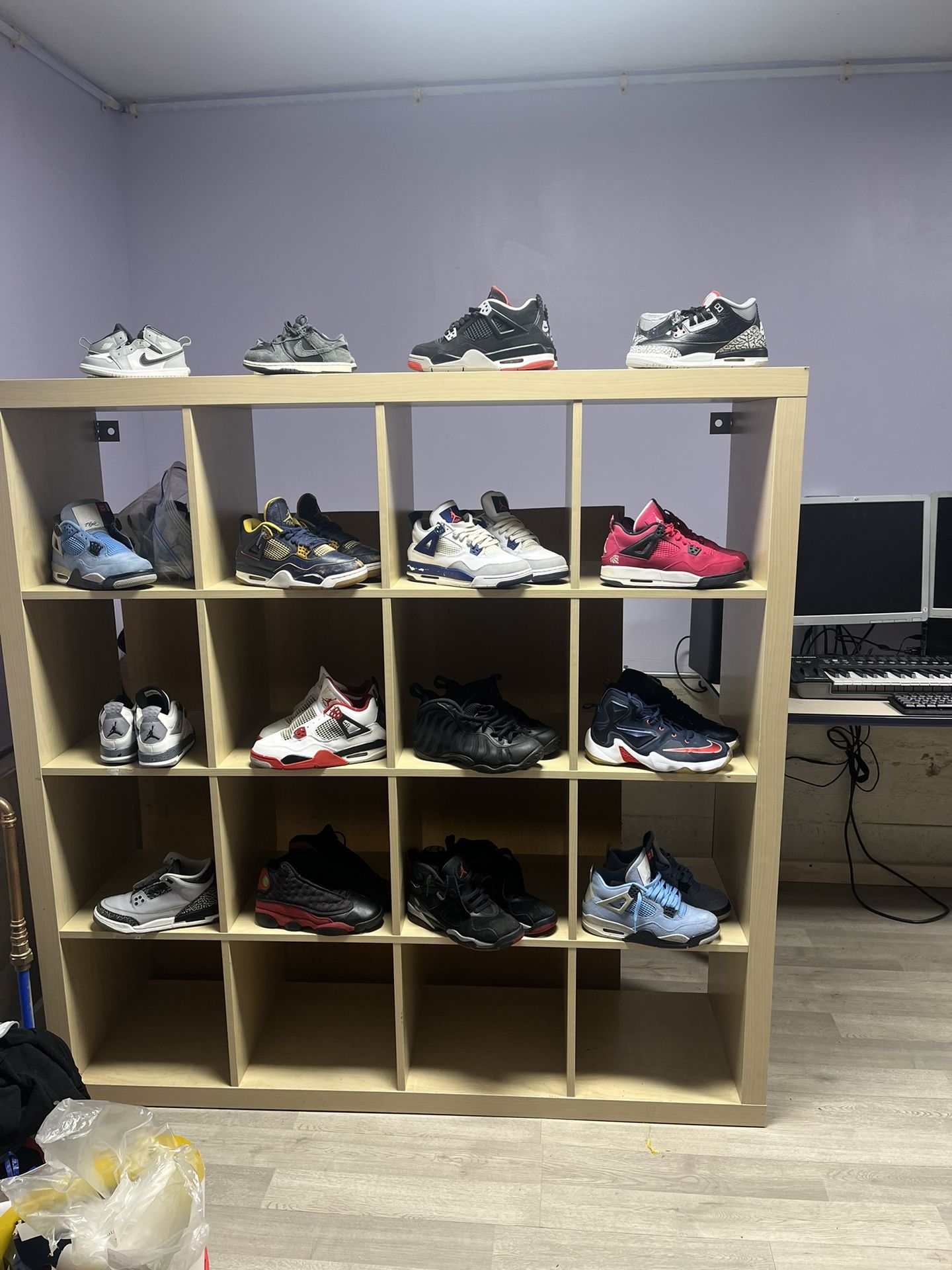 Sneakers Restorations Customize And Resell
