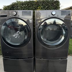 LG TwinWash Washer and Dryer Electric Set