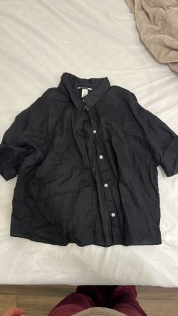 Women’s cropped button up