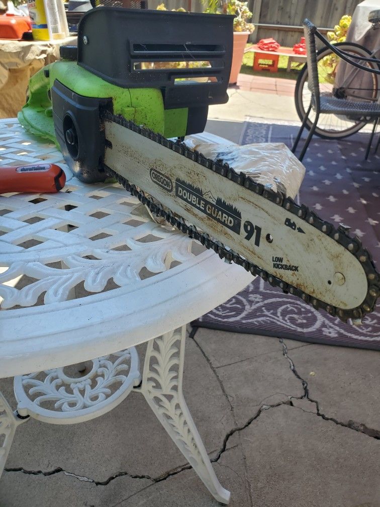 Portland Elec. Chain Saw