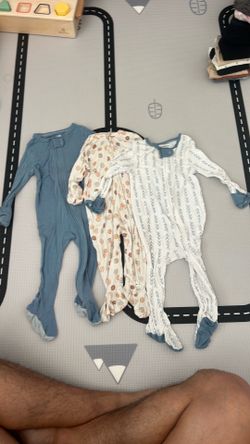 Boys onesie pajama 6-9 months