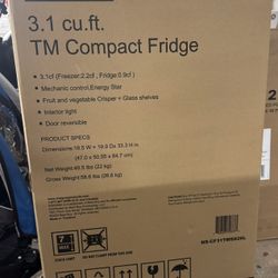 Insignia TM Compact fridge 