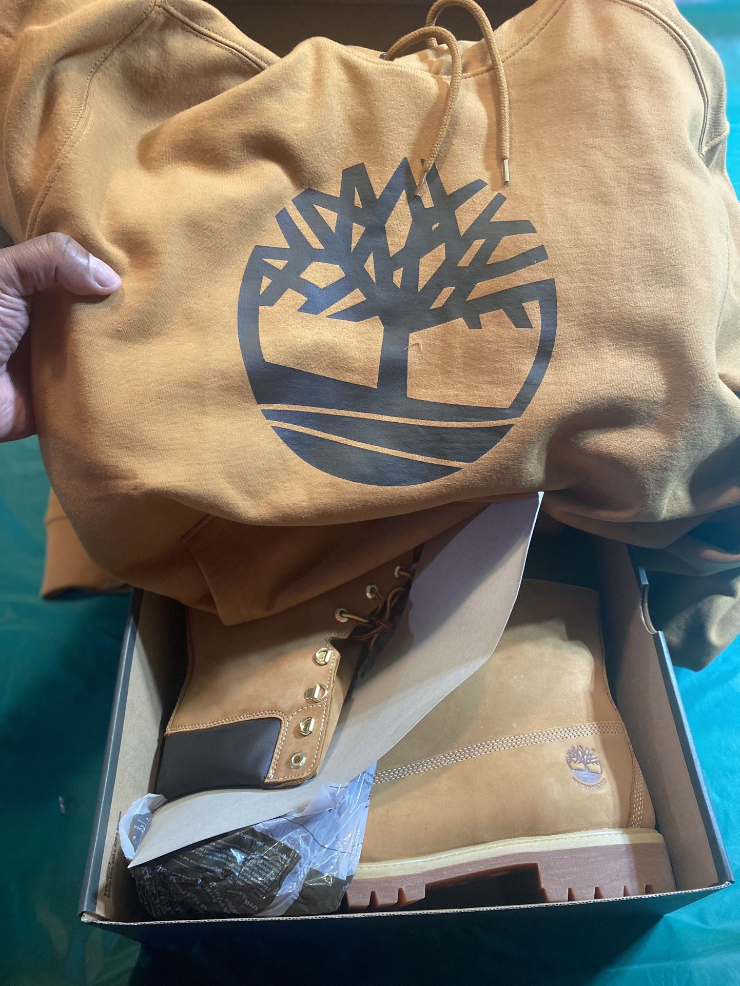 Timberland Boots And Hoodie