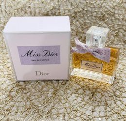 Miss Dior Perfume