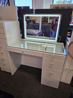 Brand New Vanity 5 Drawers Acrylic White With Hollywood Mirror LED Light $549