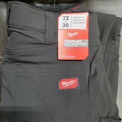 Milwaukee Men's 32 in. x 30 in. Black FREEFLEX Tech Work Pants with 7 Pockets