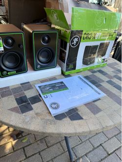 Mackie Bluetooth speakers
