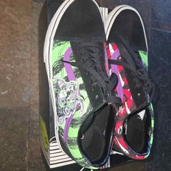 Vans old skool nightmare before Christmas mens 6.5 women's 8