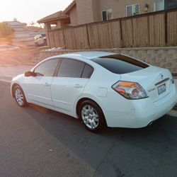 2010 Nissan Altima