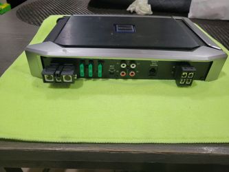 UN AMPLIFIER ALPINE