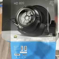 Sennheiser HD 820