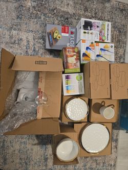 New kitchen items bundle – glasses, bowls, chopper, scale
