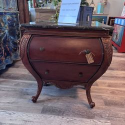 Bombay Company Tables Please Read Description 