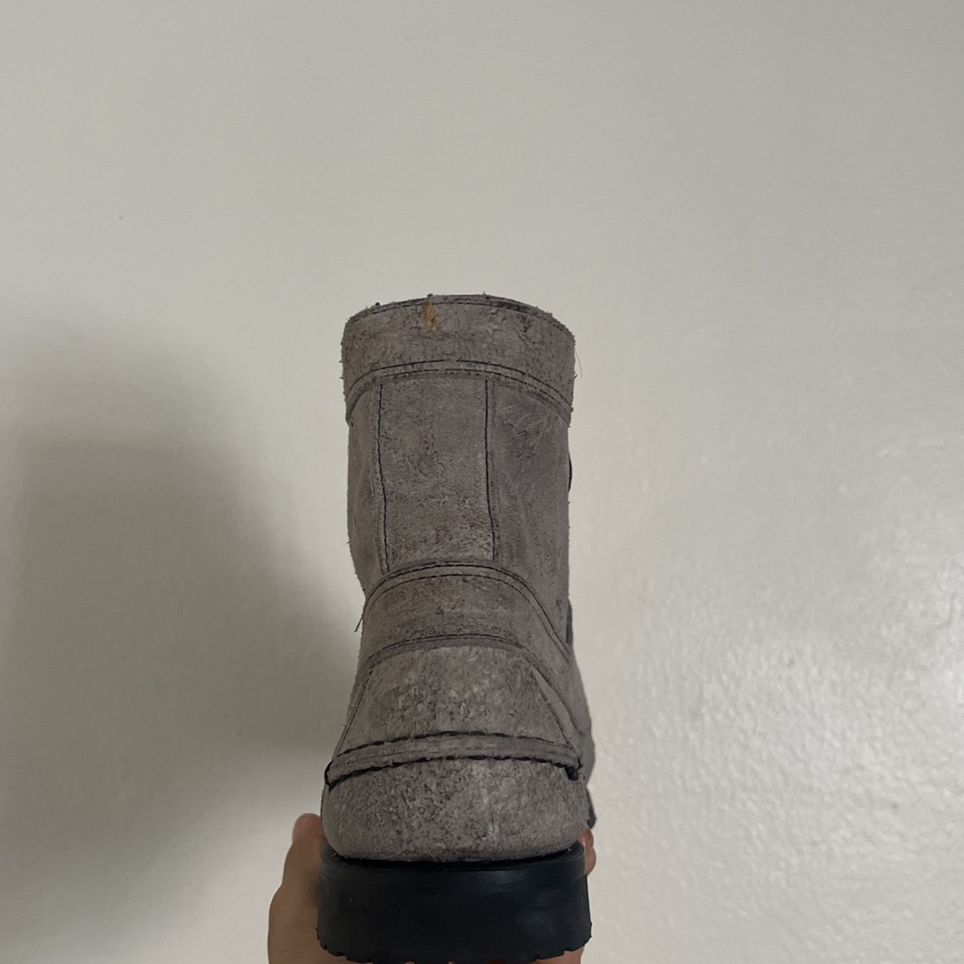 Allen Edmonds Yuma Chukka Boots, Distressed Gray Leather Men Size