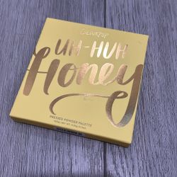 eyeshadow palette 
