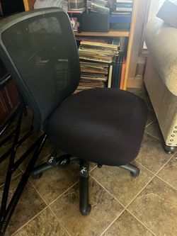 Black Mesh Back Office Chair