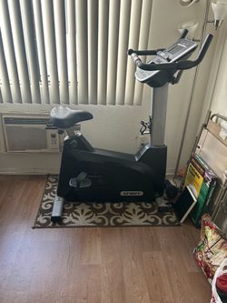 Spirit XBU55 Upright Bike