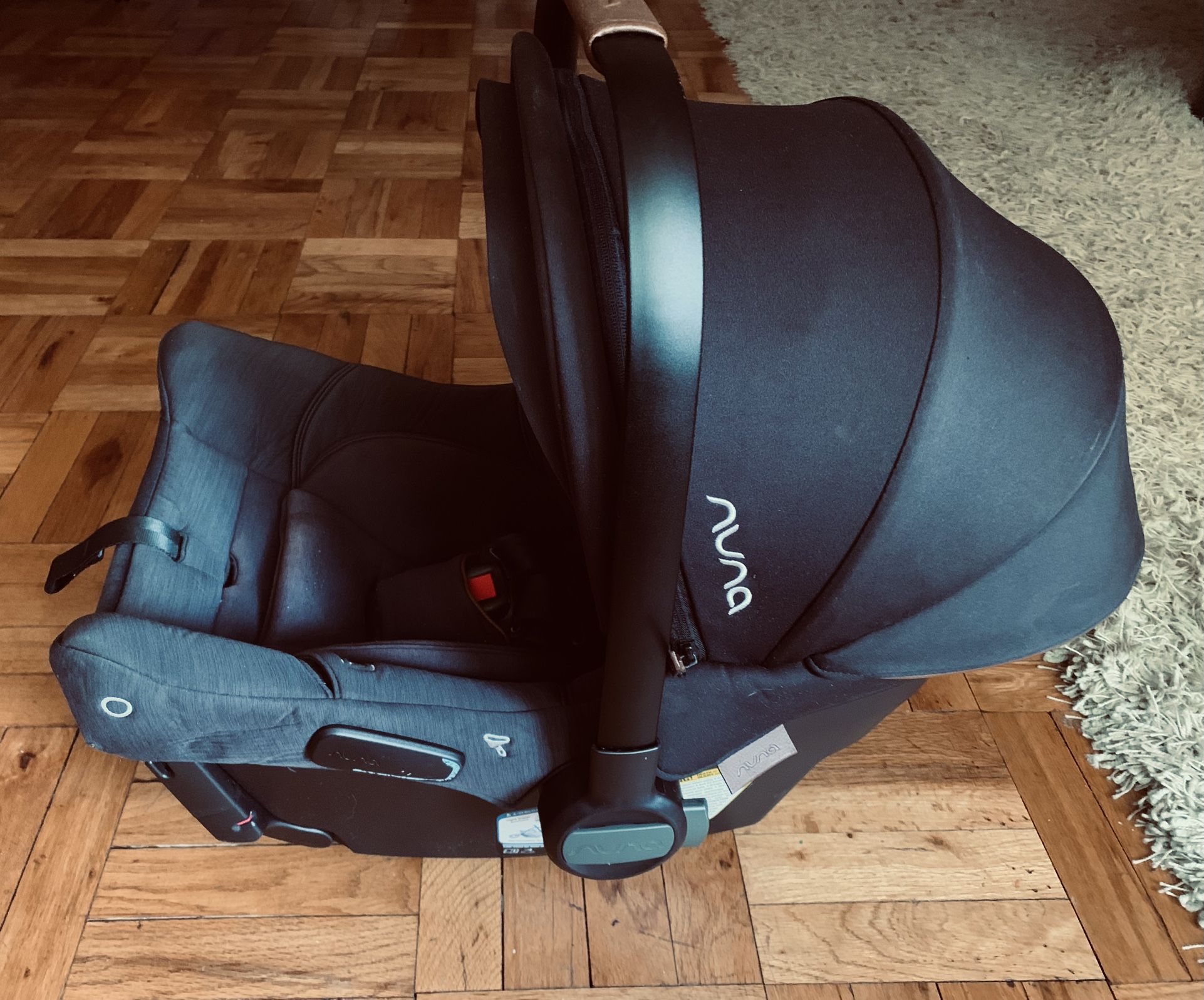 Nuna Car Seat Up To 22lbs P/up Sheepshead Bay Brooklyn NY