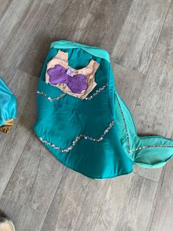 Halloween costume Ariel