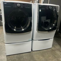 Washer And Dryer LG White 