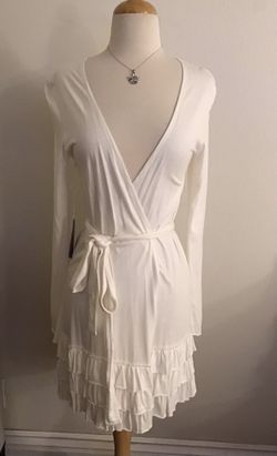SKIN WHITE RUFFLE ROBE DRESS SIZE 1
