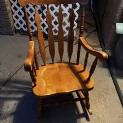 Rocking Chair 