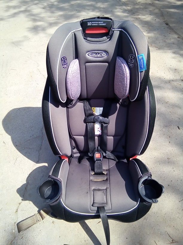 Graco Big Toddler Booster Car Seat 