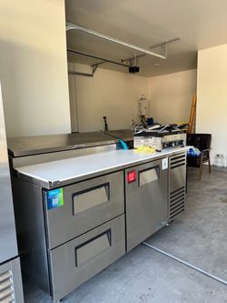 True Commercial Undercounter Refrigerator with Drawers