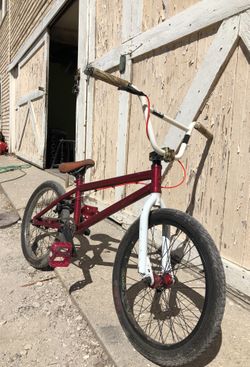 Specialized fuse 4 bmx bike
