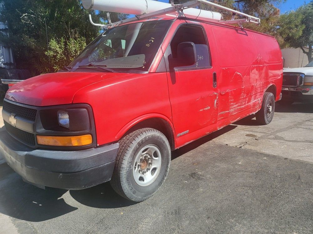 2004 Chevrolet Express