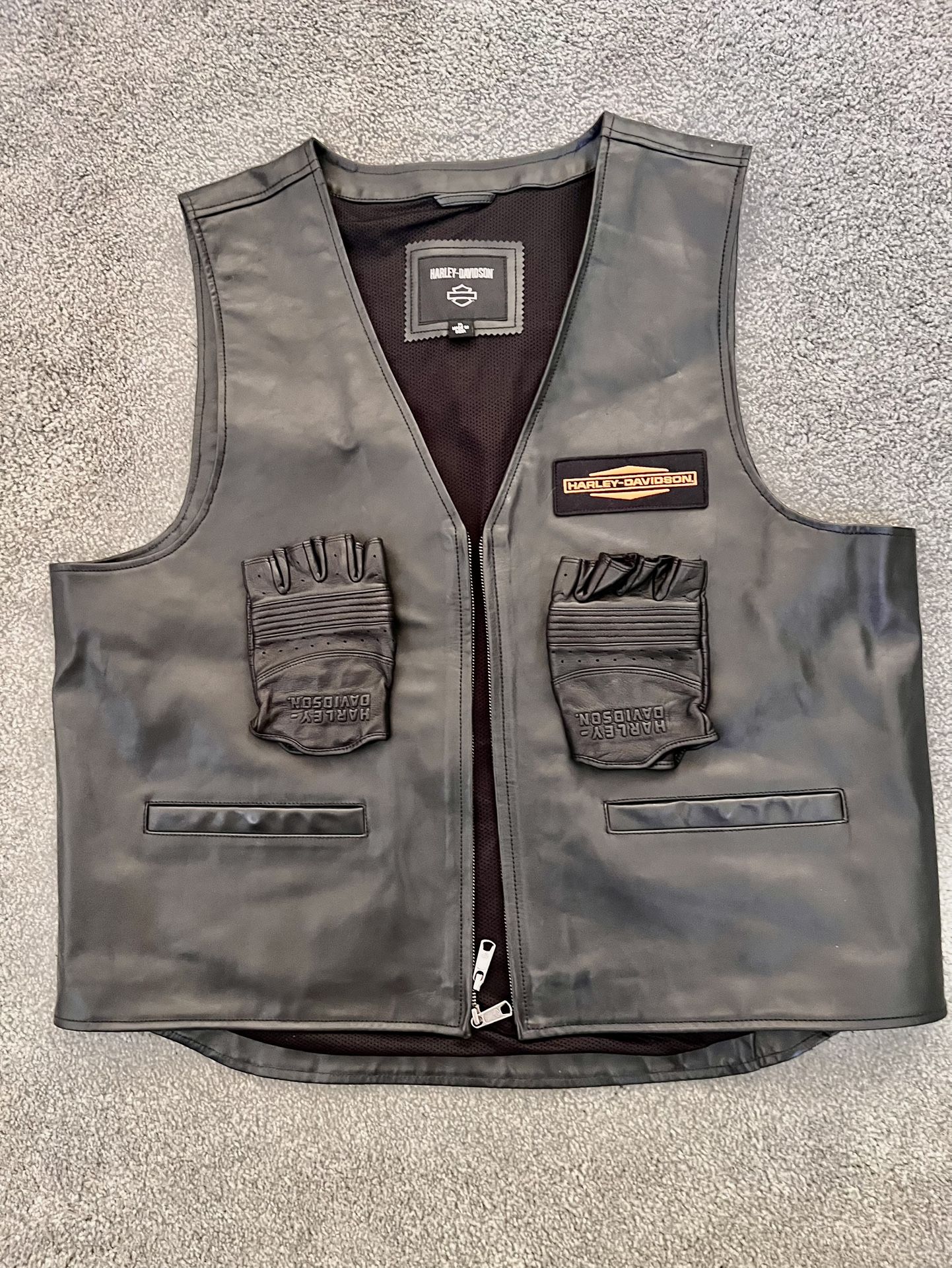 Harley Davidson, Leather Vest With Gloves