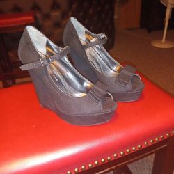 Peep Toe Mary Jane Style 