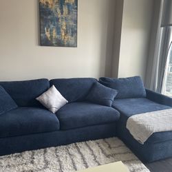 Comfy Couch 