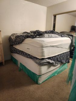 Mattresses full-size with box springs