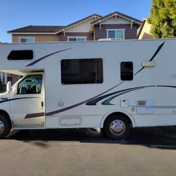 2002 R vision Trail lite