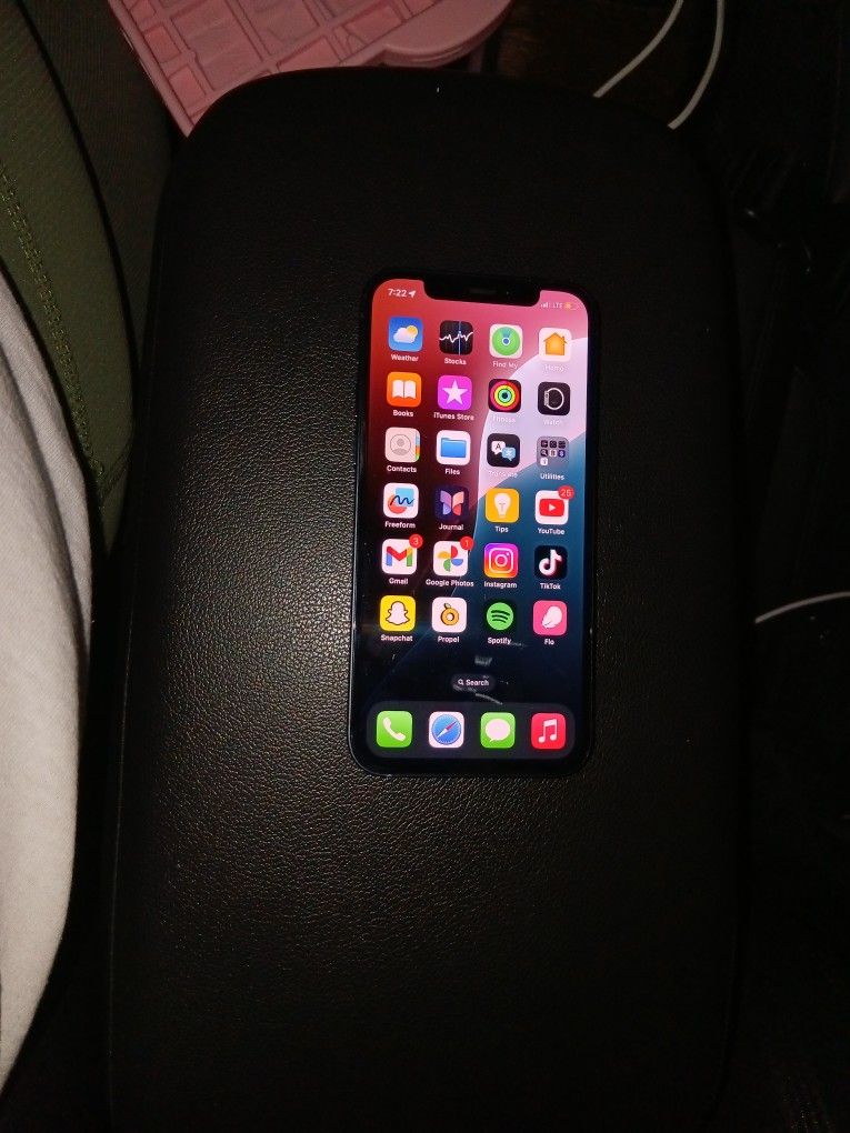 iPhone 12