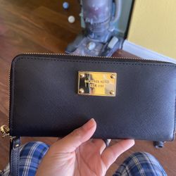 Michael Kors Little Bag