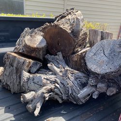 Big chunks of mesquite fire wood 