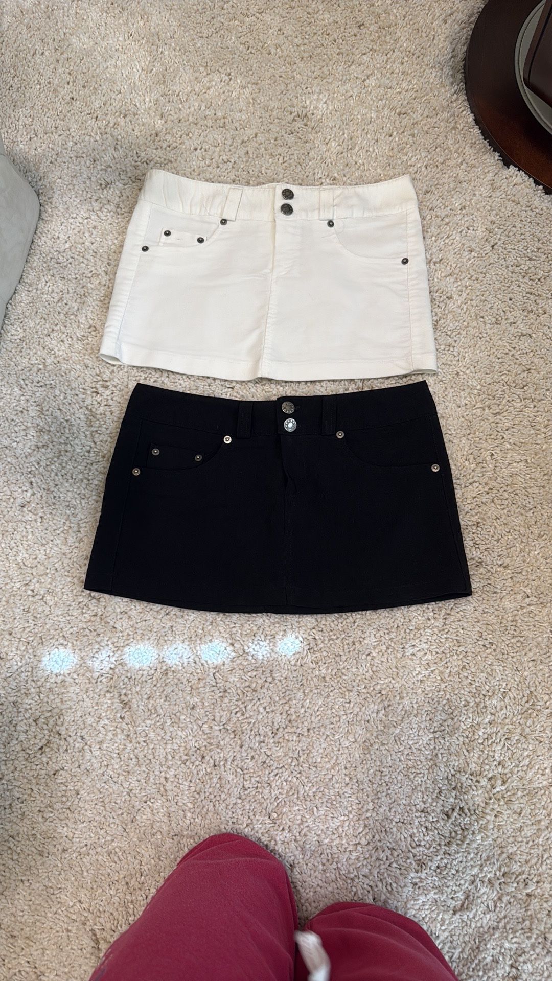 Stylish Black and White Women's Skirt Set 2 short stretchy small