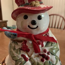  collectible hot chocolate dispenser