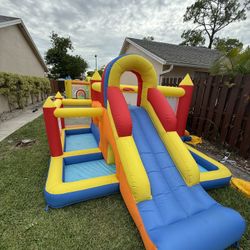 Slide & Double Ball Pit Inflatable Bounce House 