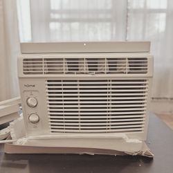 Window AC Unit 