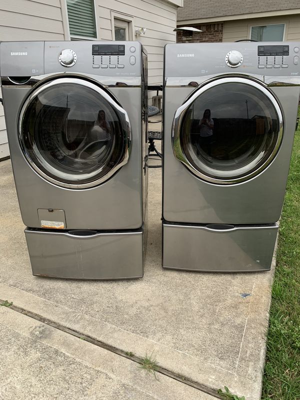 Samsung Washer and Dryer w/pedestal drawers for Sale in Houston, TX