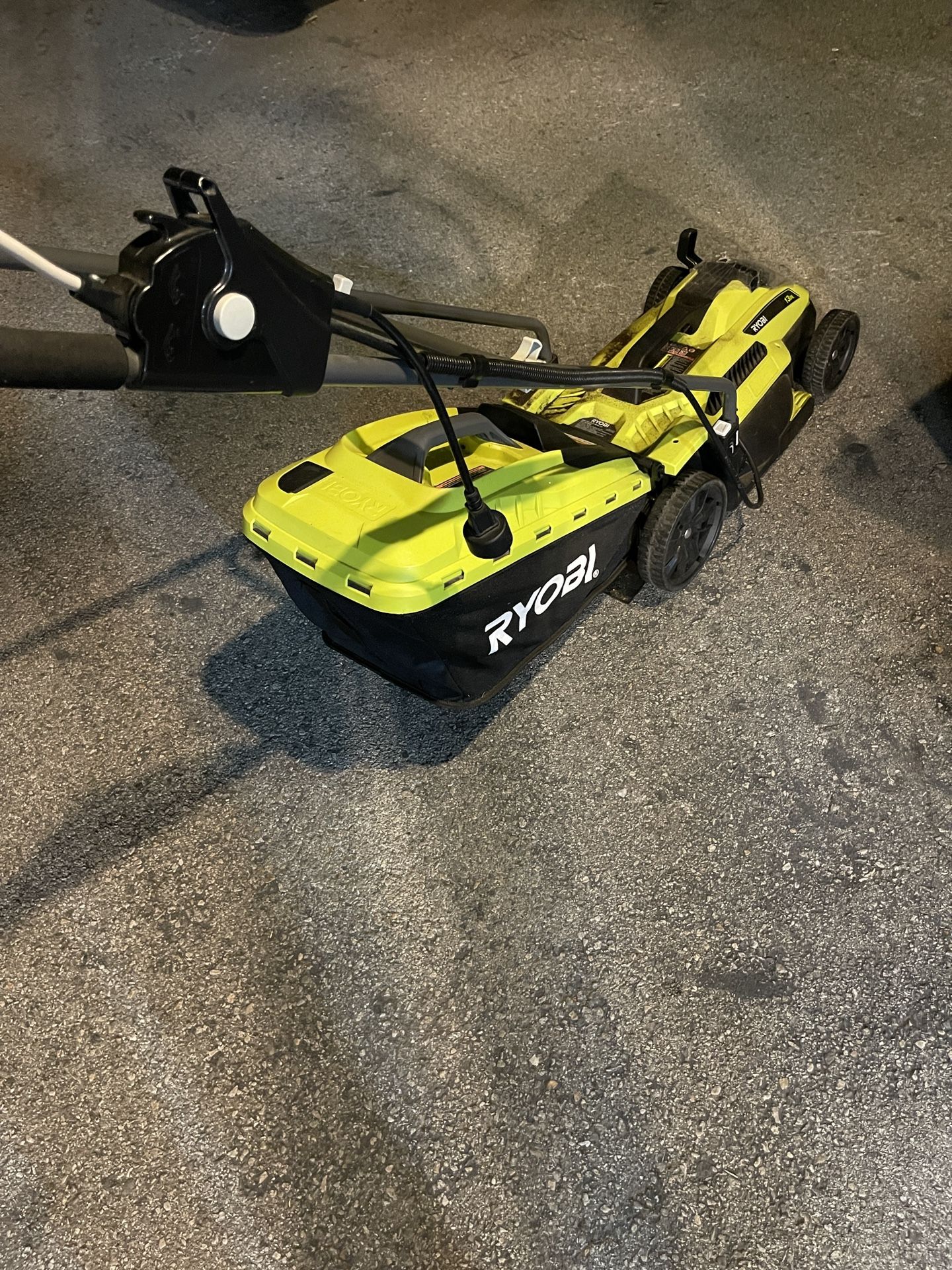 RYOBI 13 in. 11 Amp Corded Electric Walk Behind Push Lawn Mower