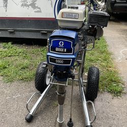 GRACO 5900 Paint Sprayer 
