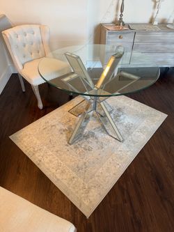 Round Glass Top Dining Table with Mirrored Base