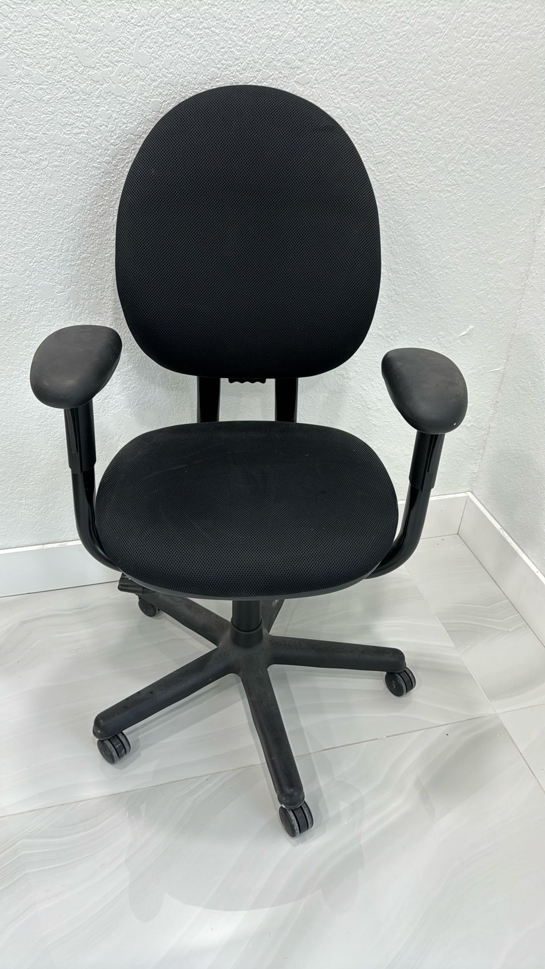Executive Chair 