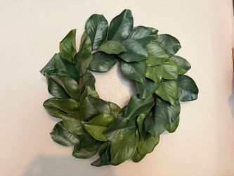Magnolia Woven twig Round Wreath- All Season - Lush layered Wreath - Spring 21”