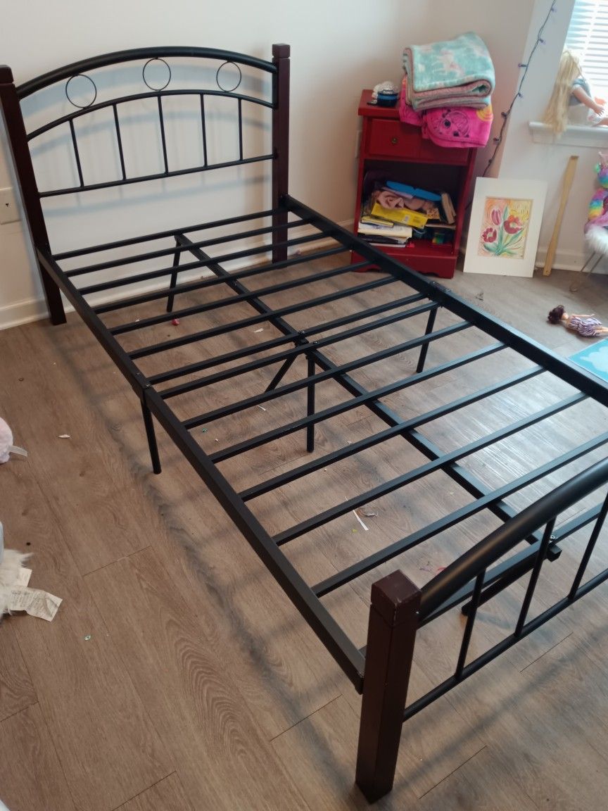 Twin Bed & Frame